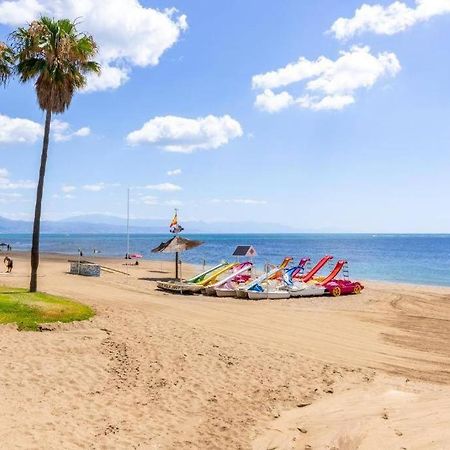 Carihuela Front Beach Torremolinos Exterior photo