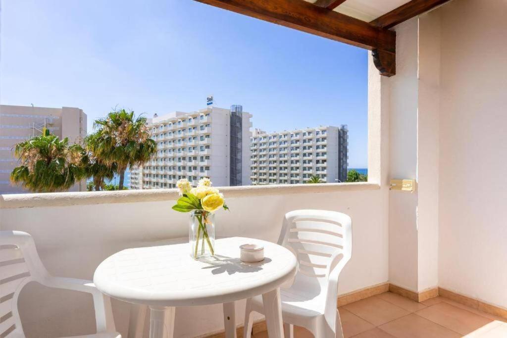 Carihuela Front Beach Torremolinos Exterior photo