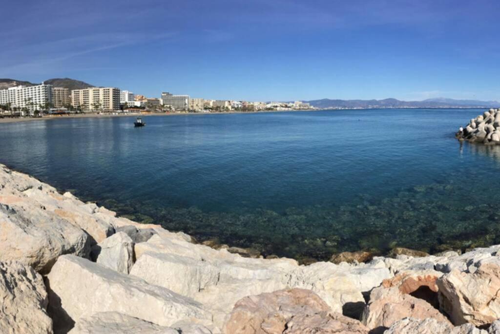 Carihuela Front Beach Torremolinos Exterior photo